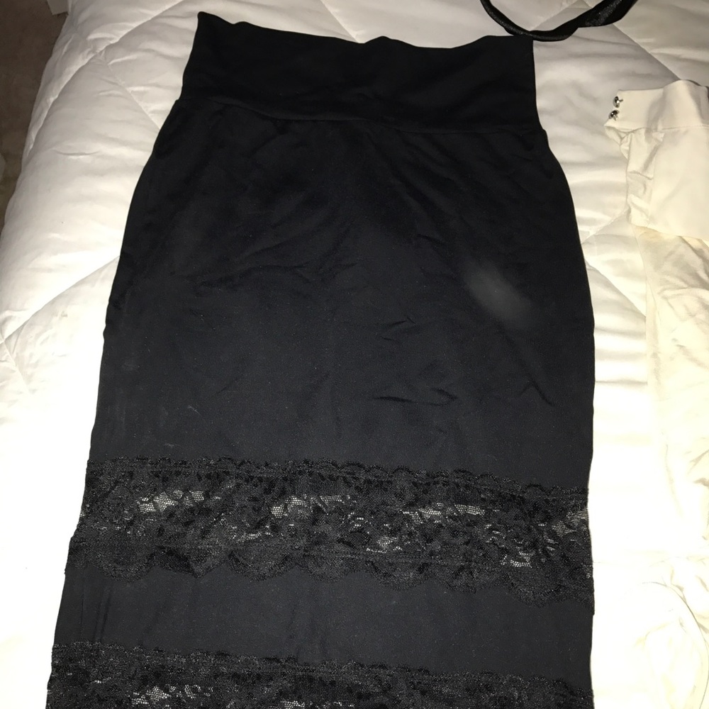 Bebe midi skirt
