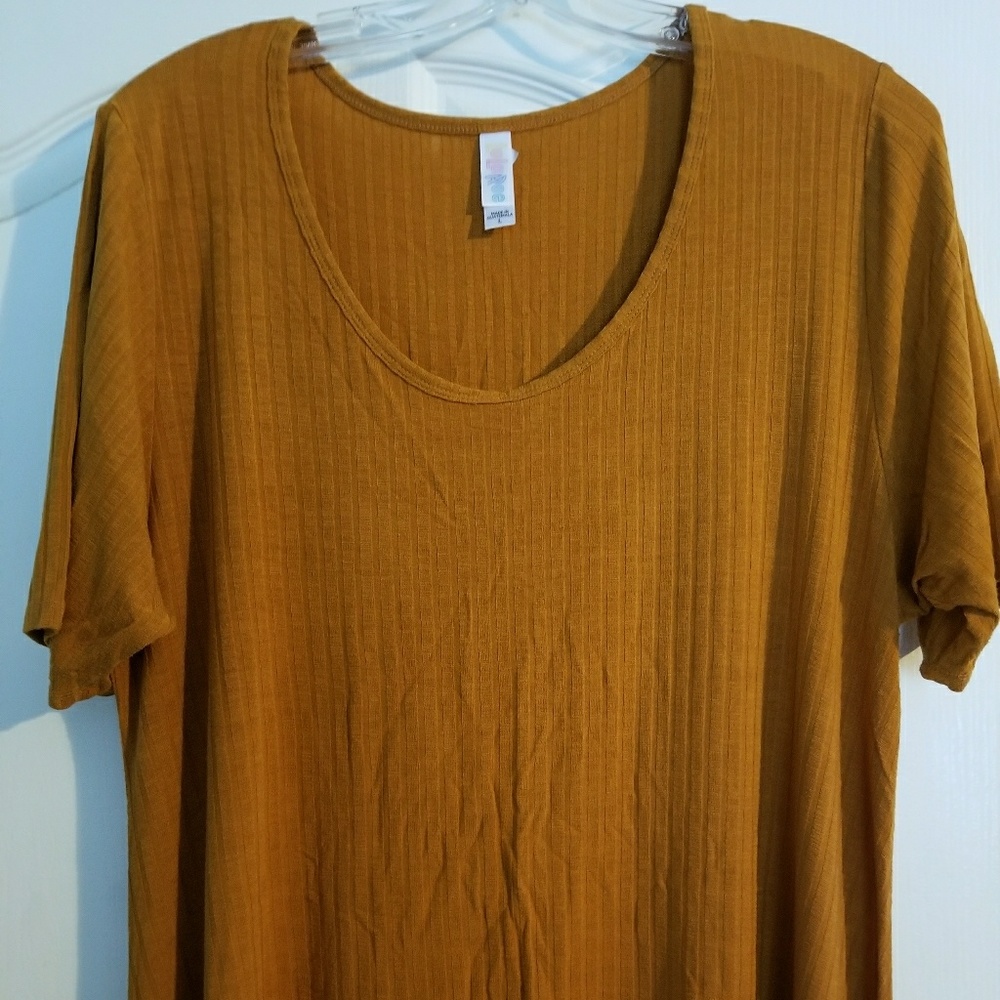 LLR Large perfect tee