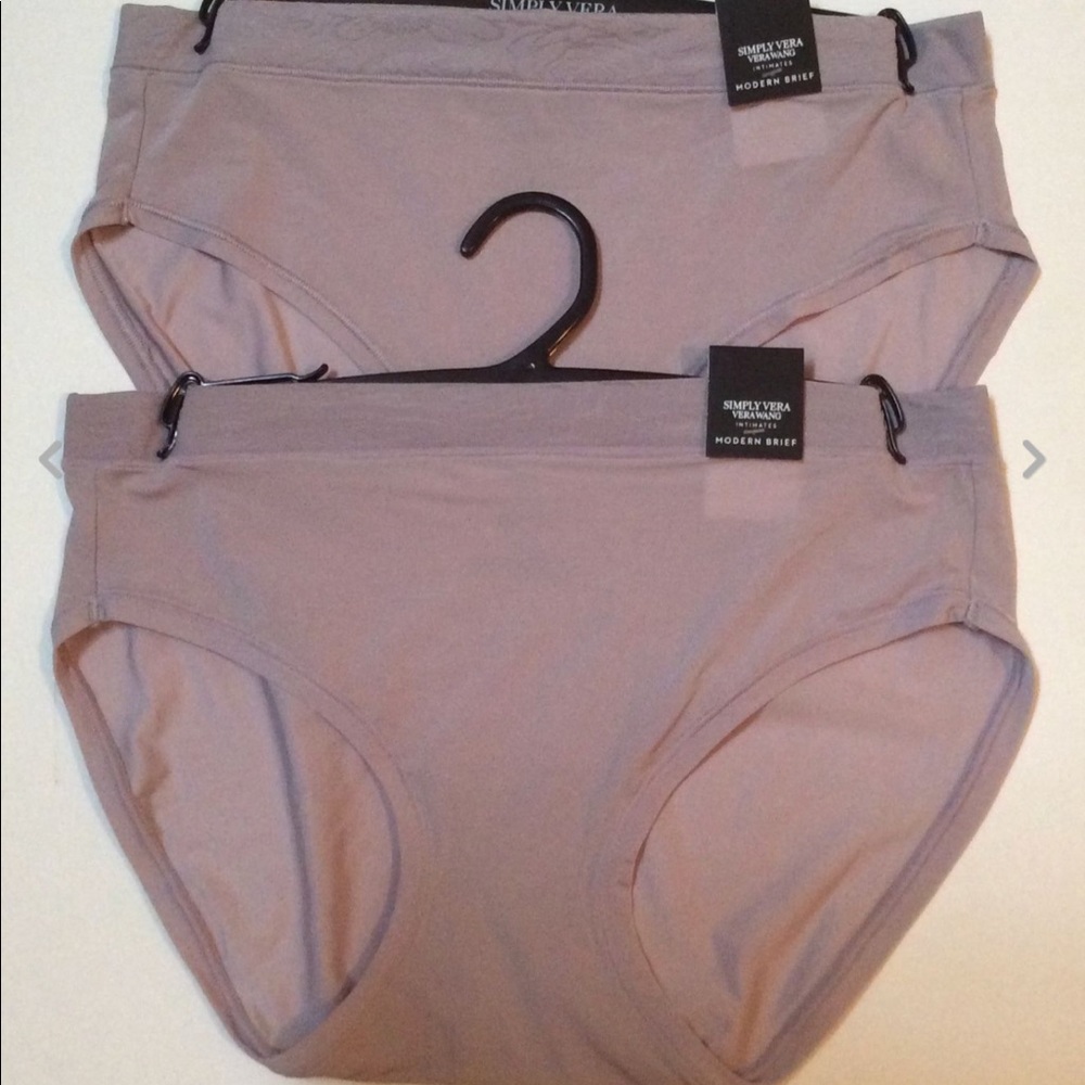 2pcs Simply Vera Wang Intimates Panties Hipster S