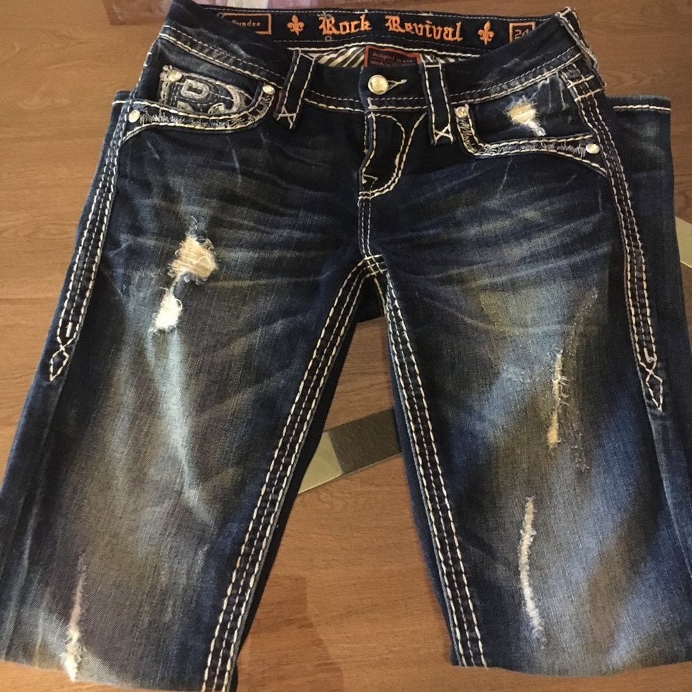 Size 24 Rock Revival