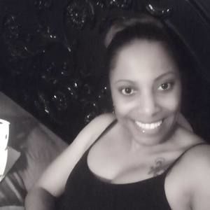 Meet your Posher, Mia