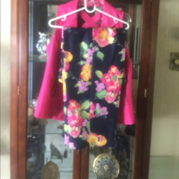 Blouse and pants suit - Picture 3 of 5