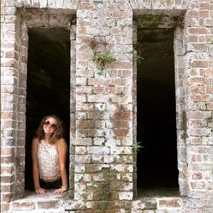 Meet your Posher, Julia