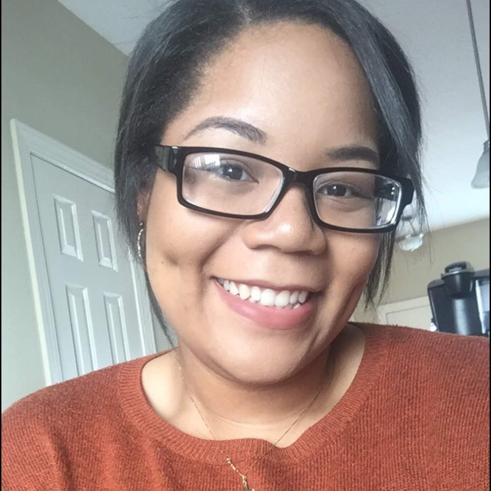 Meet your Posher, Leah