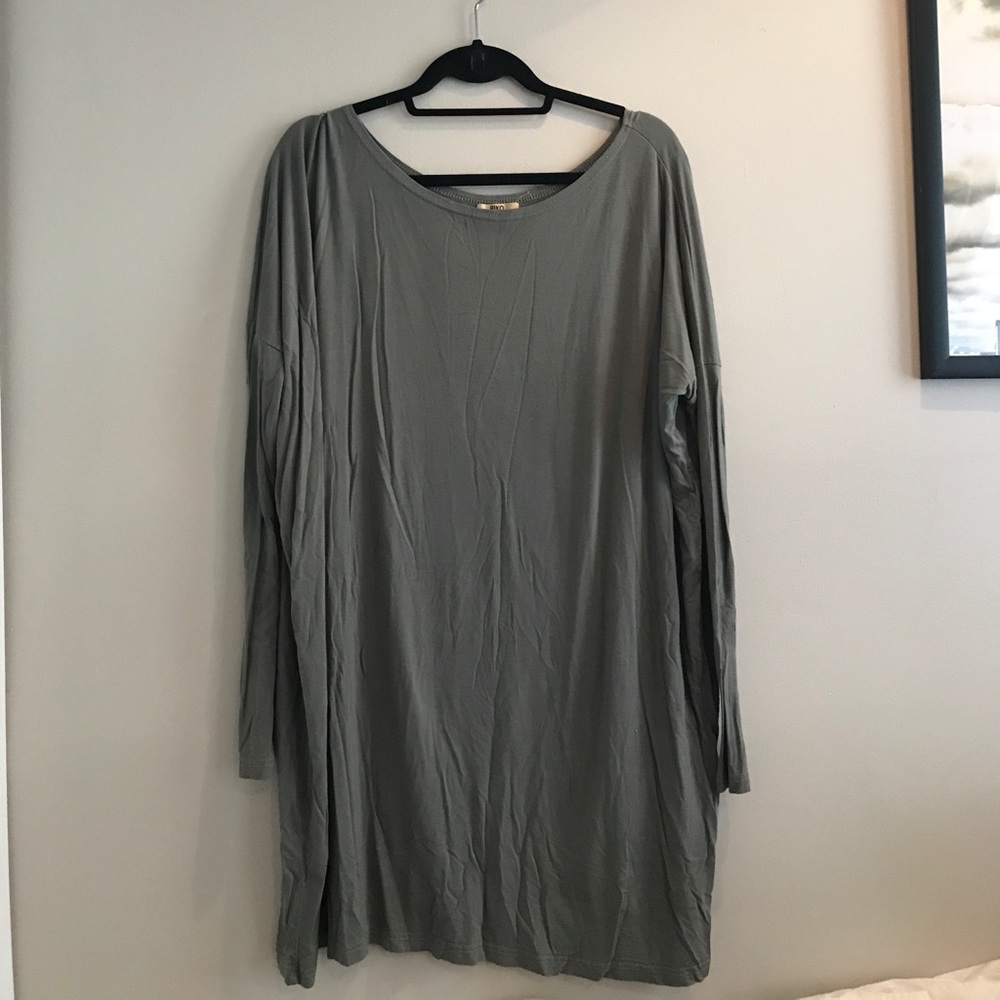 Green Piko Long Sleeve Dress