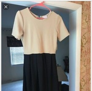 Classic lularoe Amelia medium M new solid