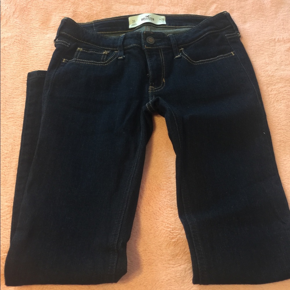BRAND NEW! HOLLISTER  JEAN. NEVER WORE!!