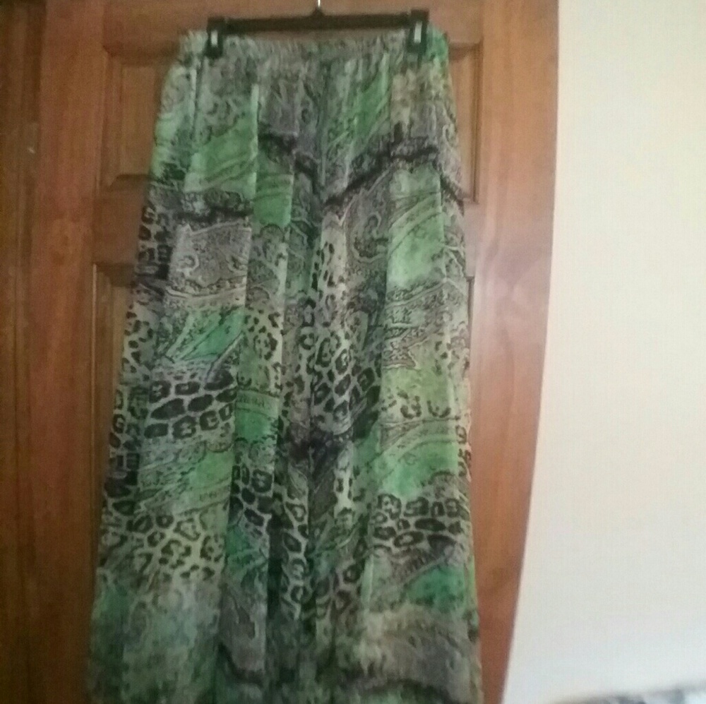 Maxi skirt