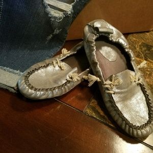 Ruff Hewn Silver Leather Loafer