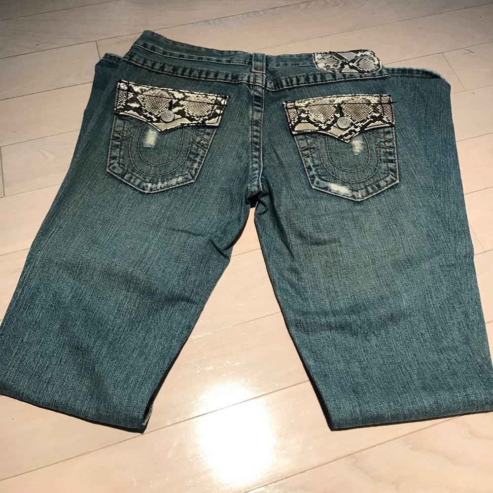 RARE True Religion Snakeskin Jeans Size 28