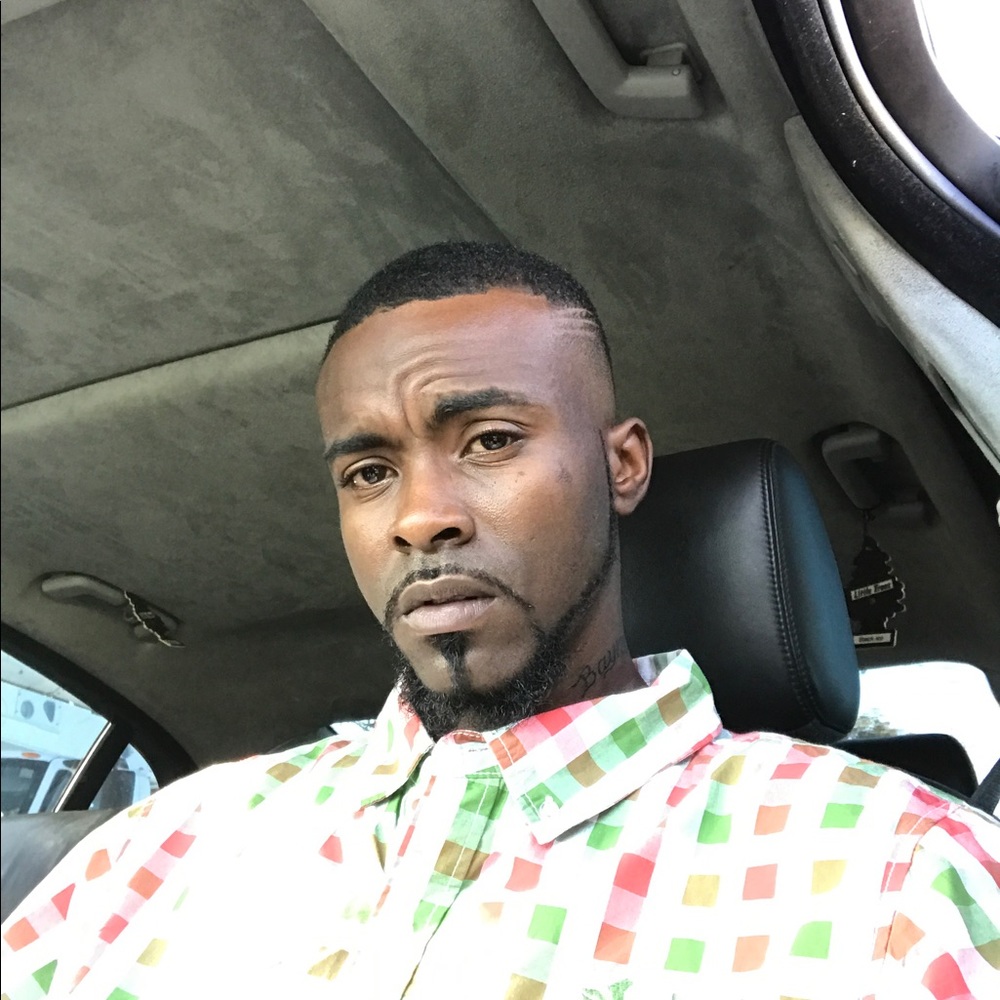 Meet your Posher, Charles