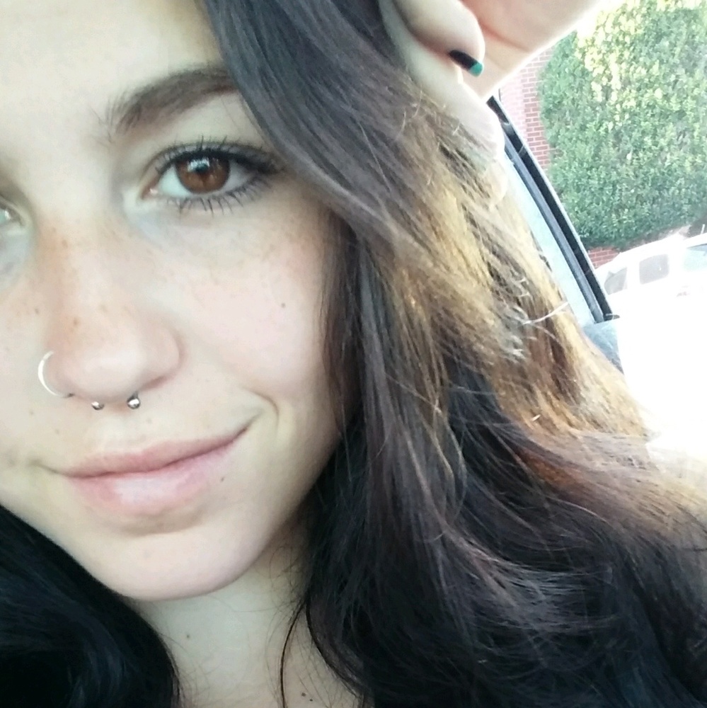 Meet your Posher, Rachel