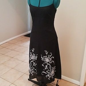 Beautiful embroidery work on this dress