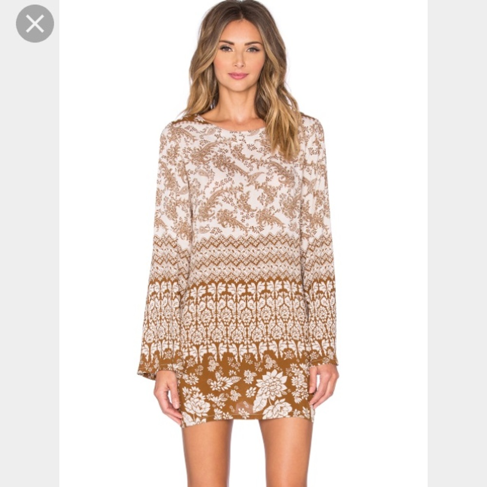 ✨Novella royale fever mini dress ✨