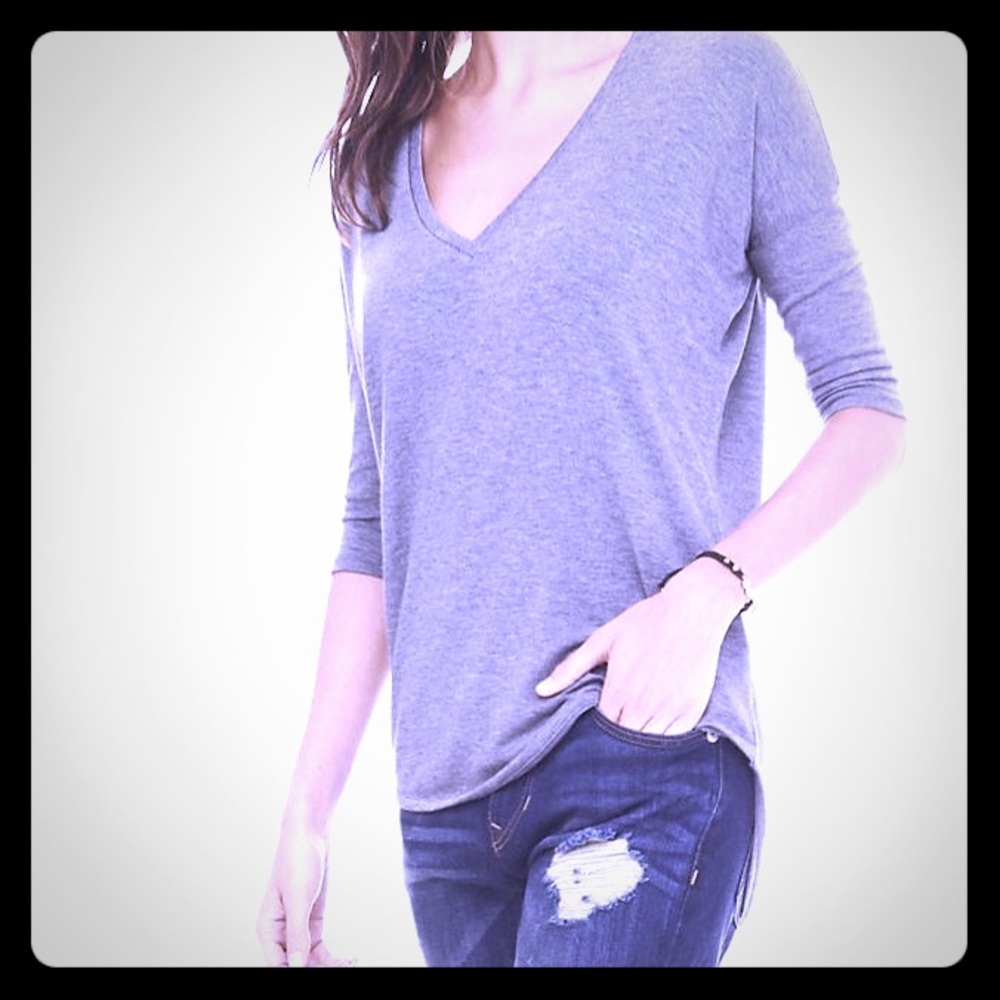Express- One Eleven- dolman v-neck 3/4 shirt