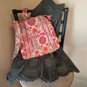 RETIRED Vera Bradley "Folkloric" Crossbody BAG
