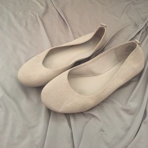 EasySpirit 360 Nude Comfort Flats
