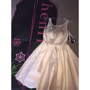 NWT! Sherri Hill dress