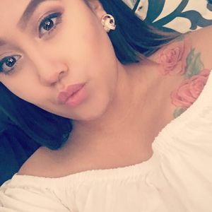 Meet your Posher, Mariela