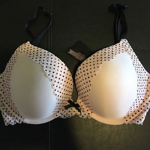 Victoria's Secret Dream Angels push-up bra 34D