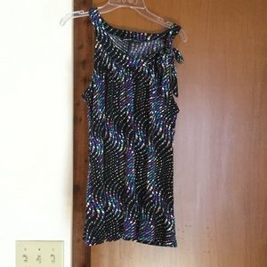 Women sleeveless top