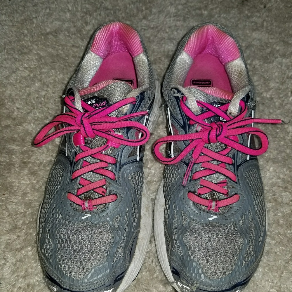 Brooks sneakers