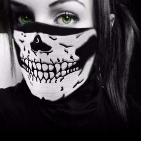 White Half Face Skull Tube Mask - Picture 5 of 8