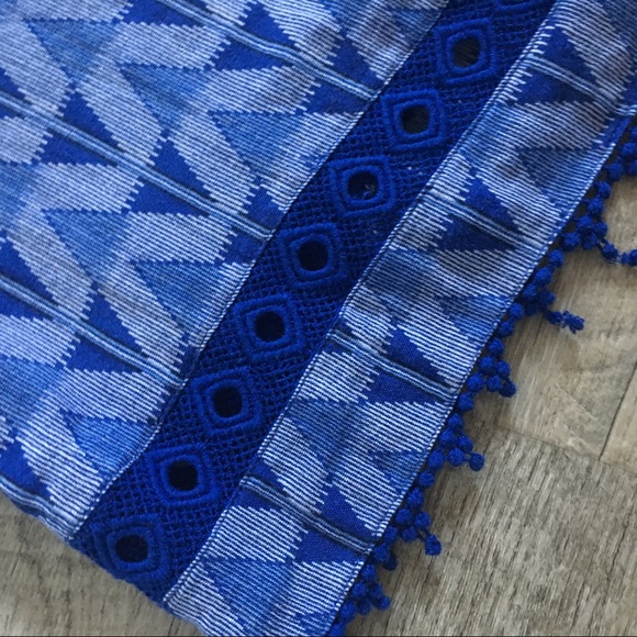 MERONA Blue Tunic Top with Crochet Trim - Large - Picture 3 of 5