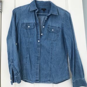 Talbots 8 chambray roll tab long sleeve shirt