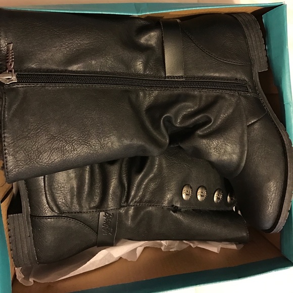 Boots - Picture 2 of 2