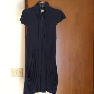 Short sleeve dress