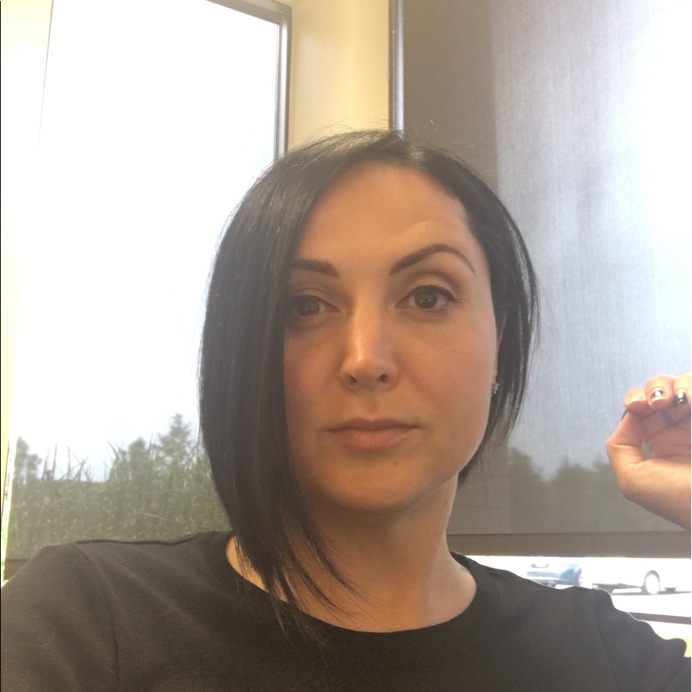 Meet your Posher, Tina