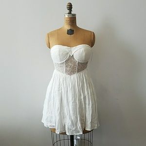 Lace Sweetheart Babydoll Dress