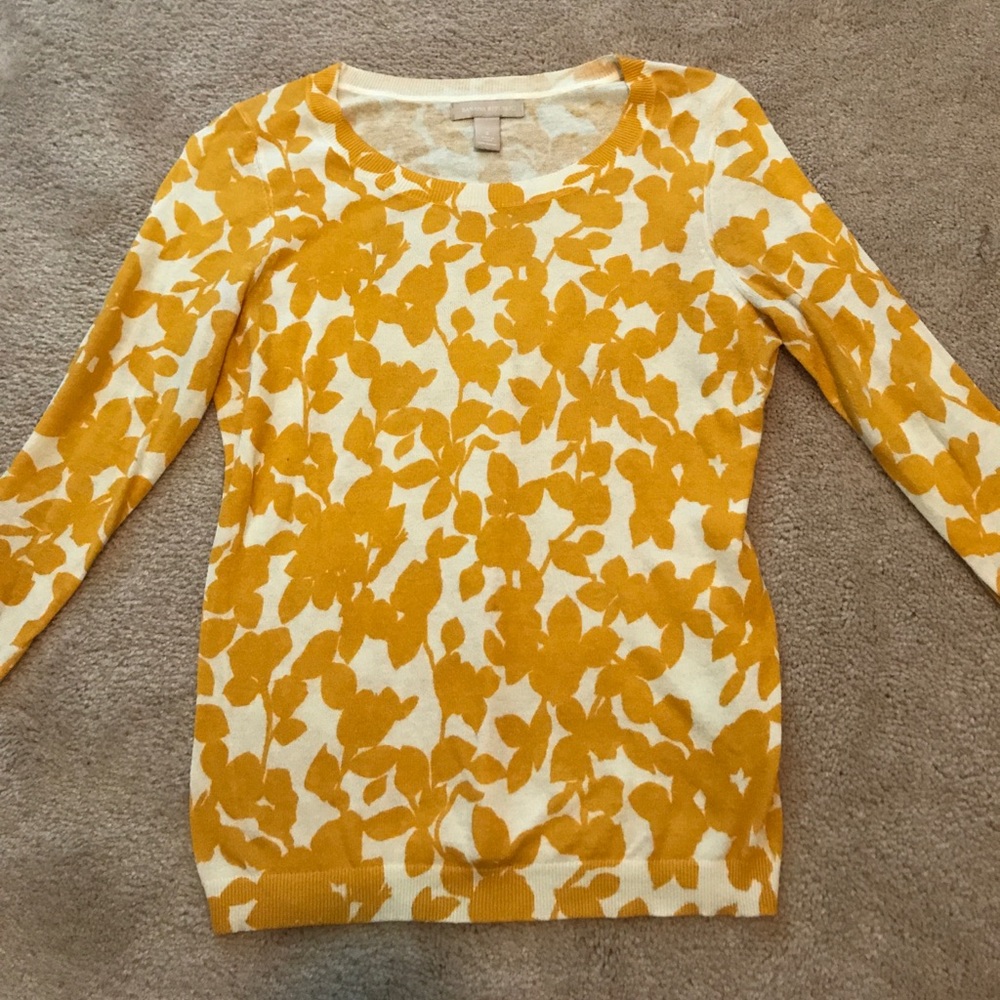 Lightweight 3/4 sleeve sweater