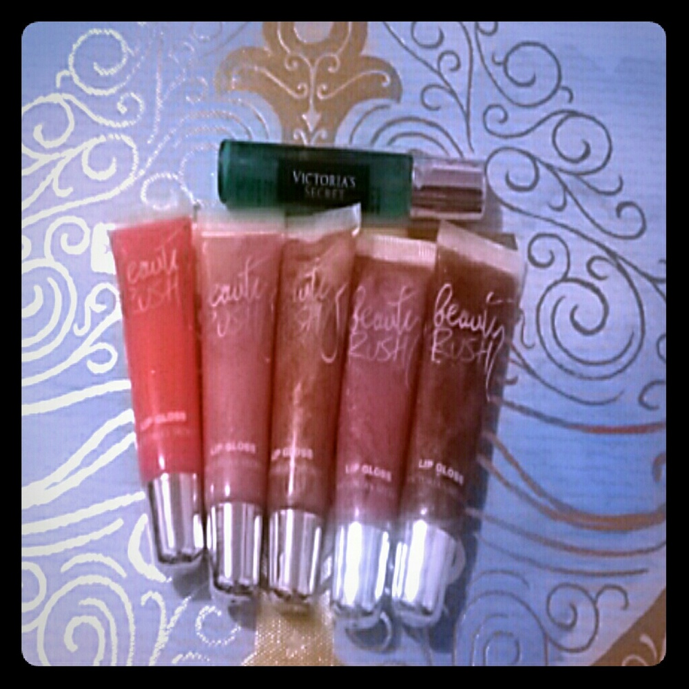 Flash Sale!!! Victoria's Secret lip bundle