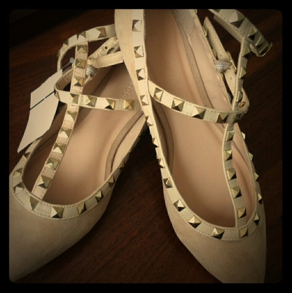 New Studded ballet flats