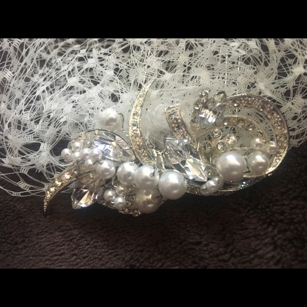 Bridal Hair Comb with Veil