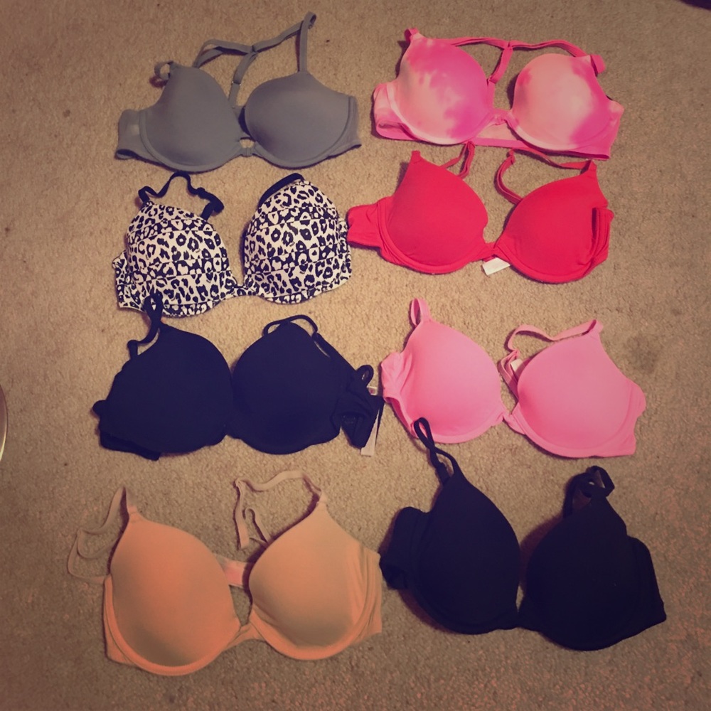 8 Victoria secret wear everywhere bras