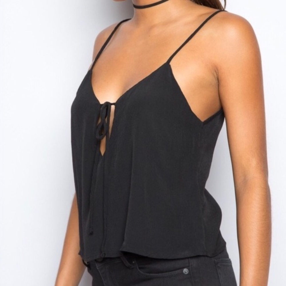 Brandy Melville ace tank