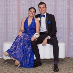 Meet your Posher, Adrian