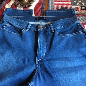 Lee jeans
