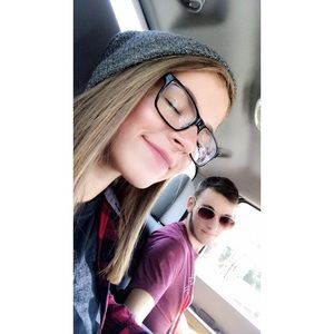 Meet your Posher, Tori