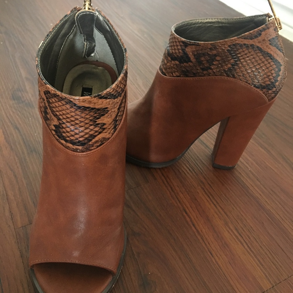 Booties! - Picture 2 of 4