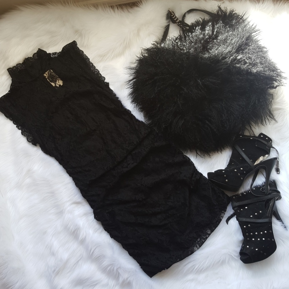 🆕Black lace dress by Forever 21 size large