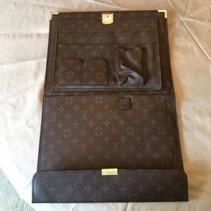 Authentic Louis Vuitton Brief or Folio