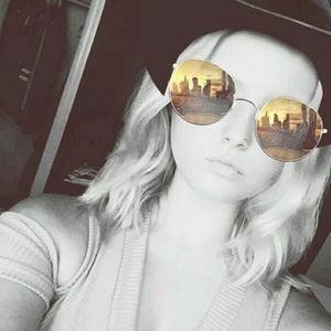 Meet your Posher, Hunter