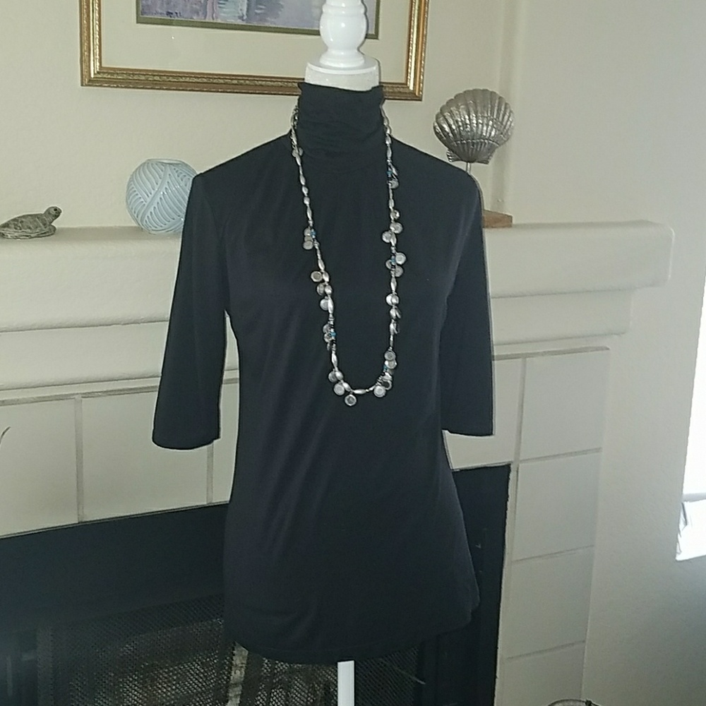 Banana Republic short sleeve turtle neck