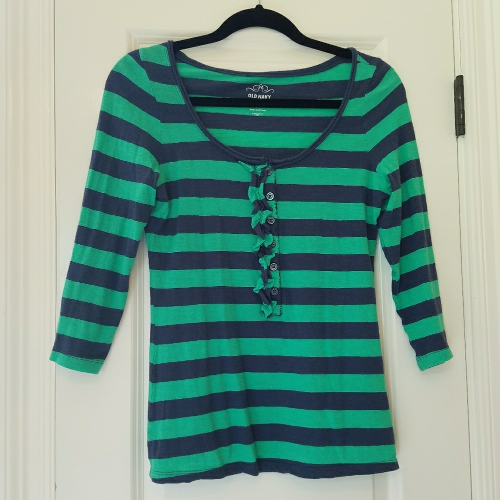 💟 Navy & Green Striped Top