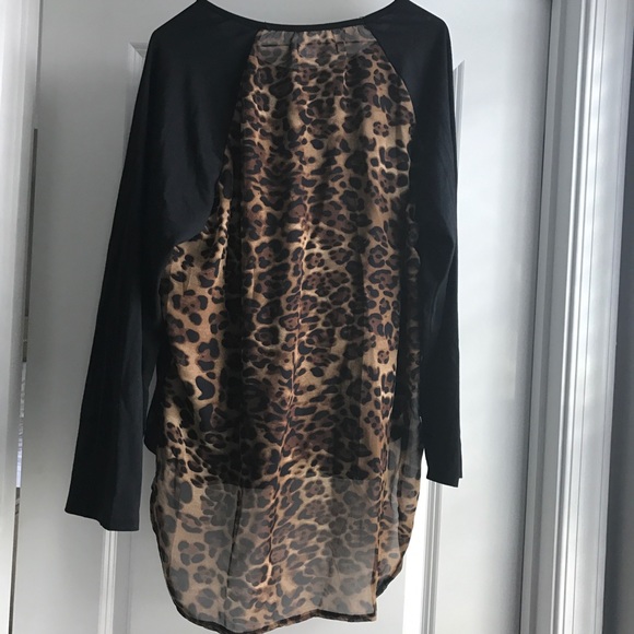 Hi-low top - Picture 3 of 3