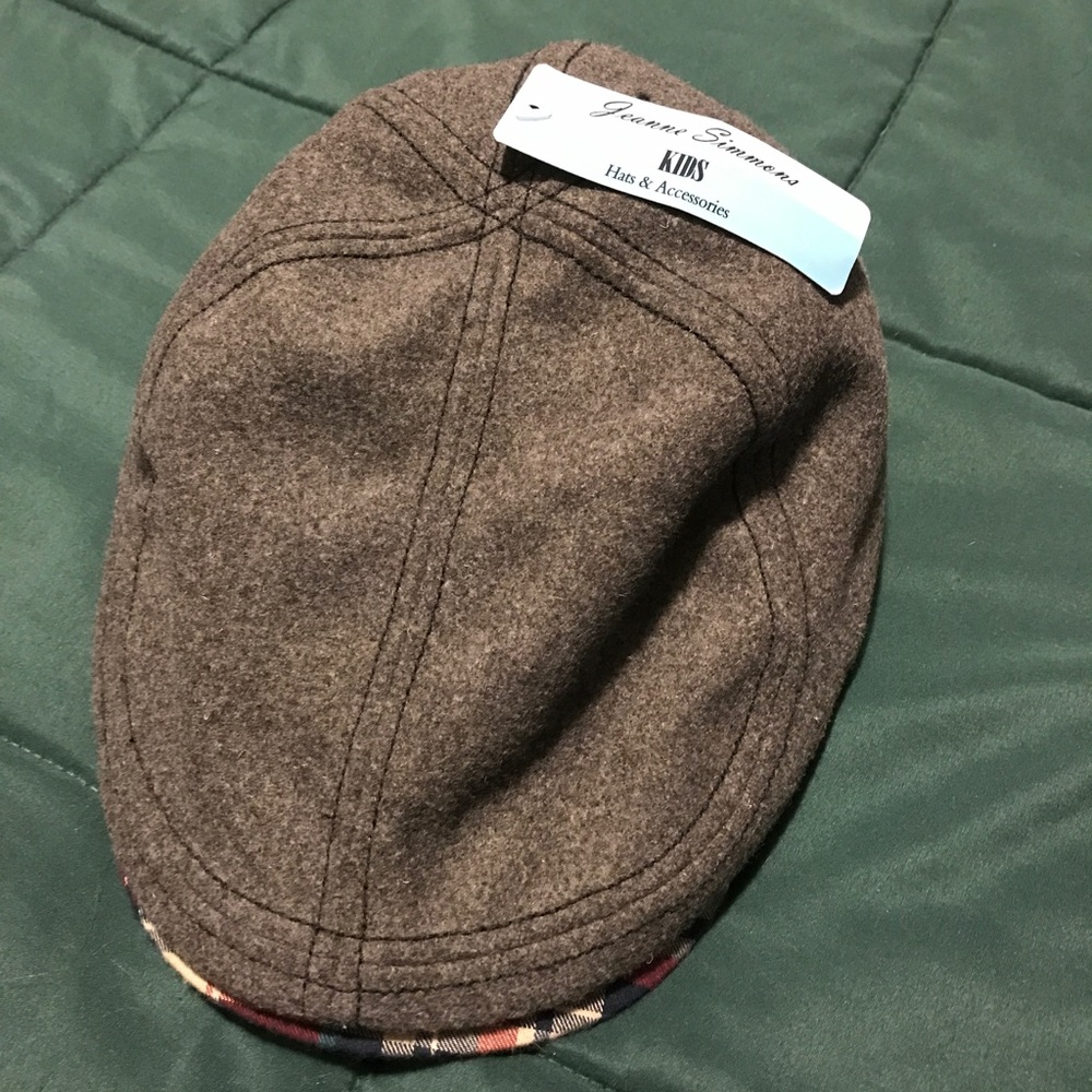 NWT plaid and flannel Newsie hat from Chapel hats.